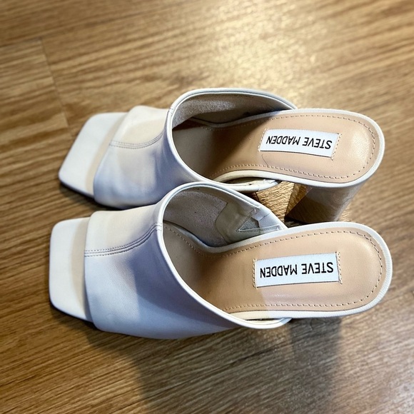 STEVE MADDEN Tule Block Heel Sandal - Picture 9 of 11